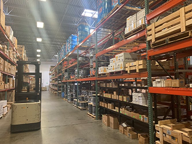Racking and order picking in the Denver warehouse